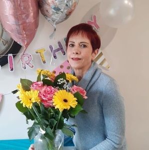 Meet your Posher, Ana